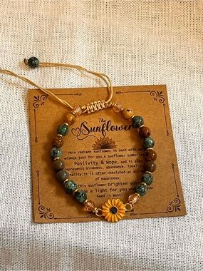 Sunflower Charm Beaded Bracelet in Green and Brown